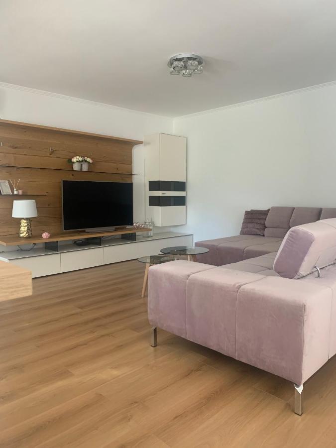 Apartmani Emilio Novalja Zewnętrze zdjęcie