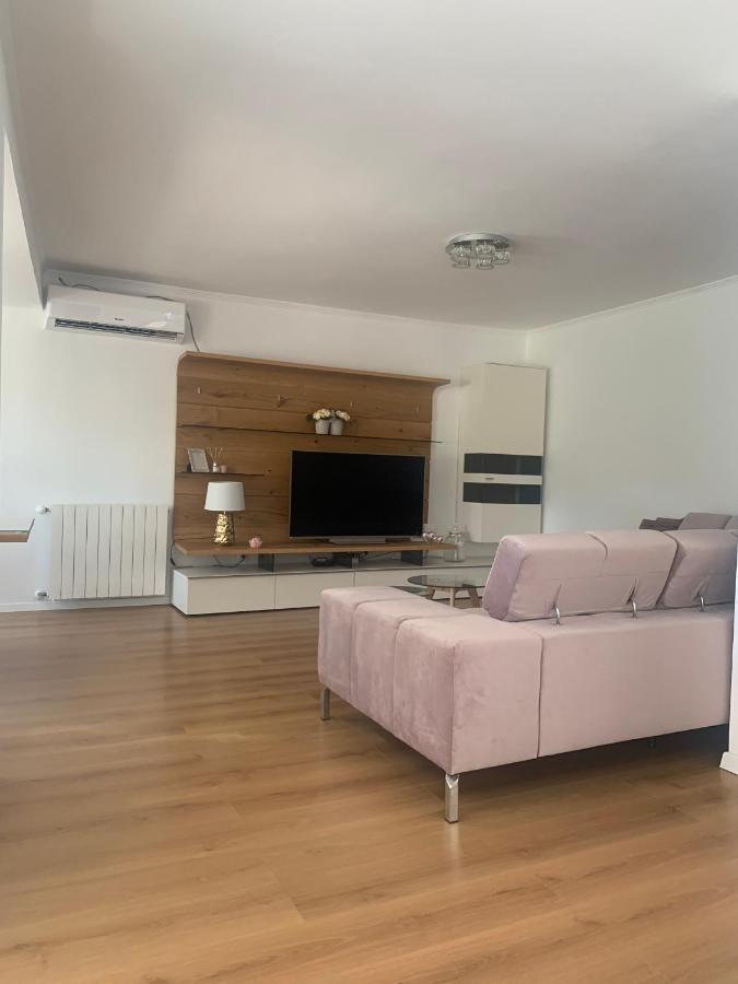 Apartmani Emilio Novalja Zewnętrze zdjęcie