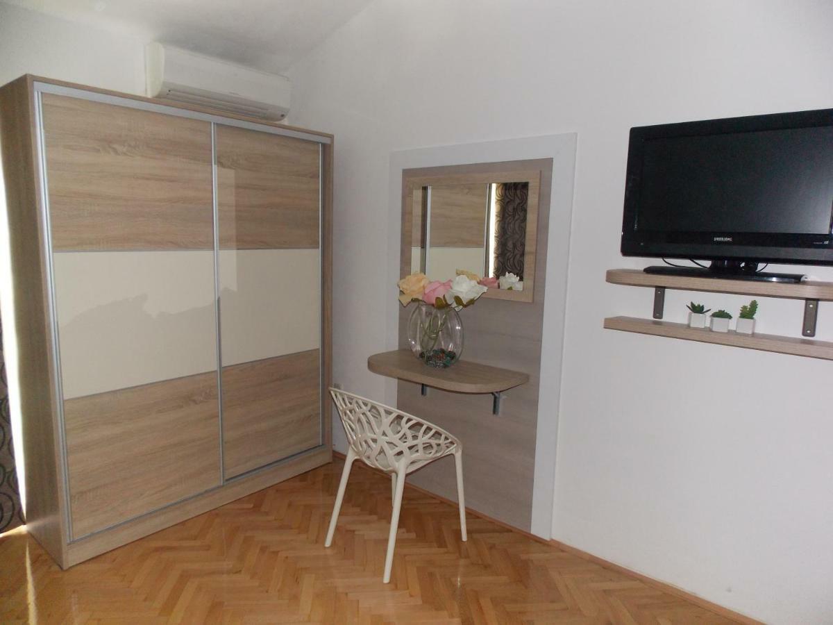 Apartmani Emilio Novalja Pokój zdjęcie