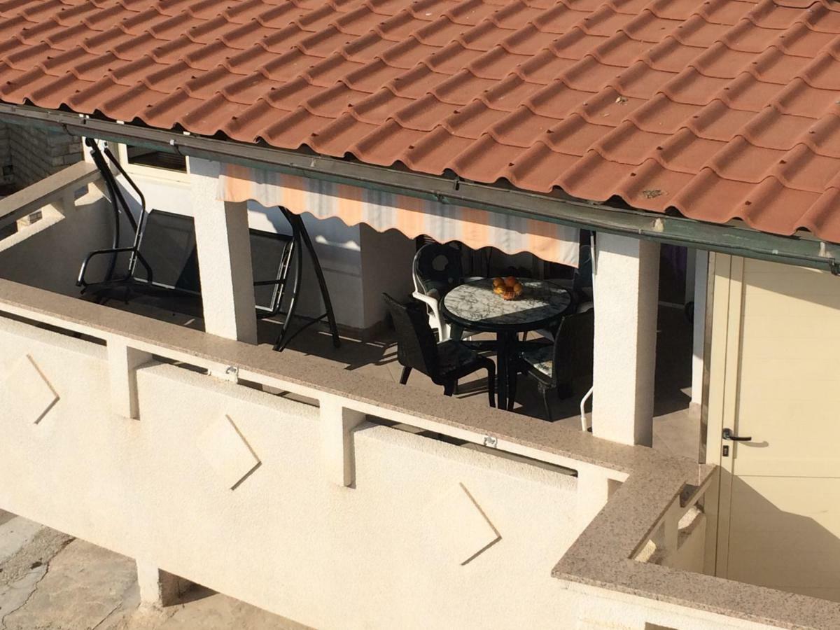 Apartmani Emilio Novalja Pokój zdjęcie